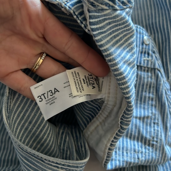 Osh kosh overalls - Picture 4 of 4